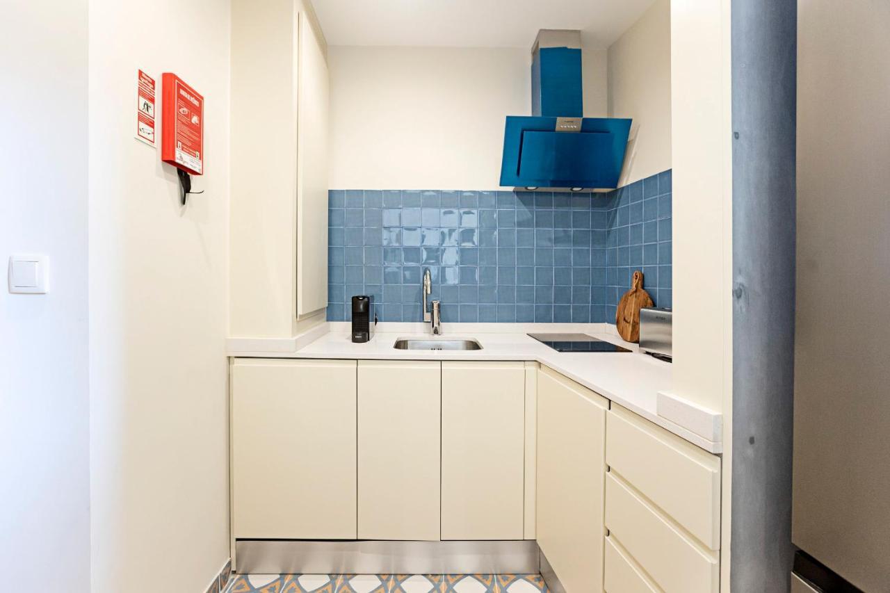 Brand New 4Br W/ 200Yrs Of History In Central Porto By Lovelystay Exterior foto